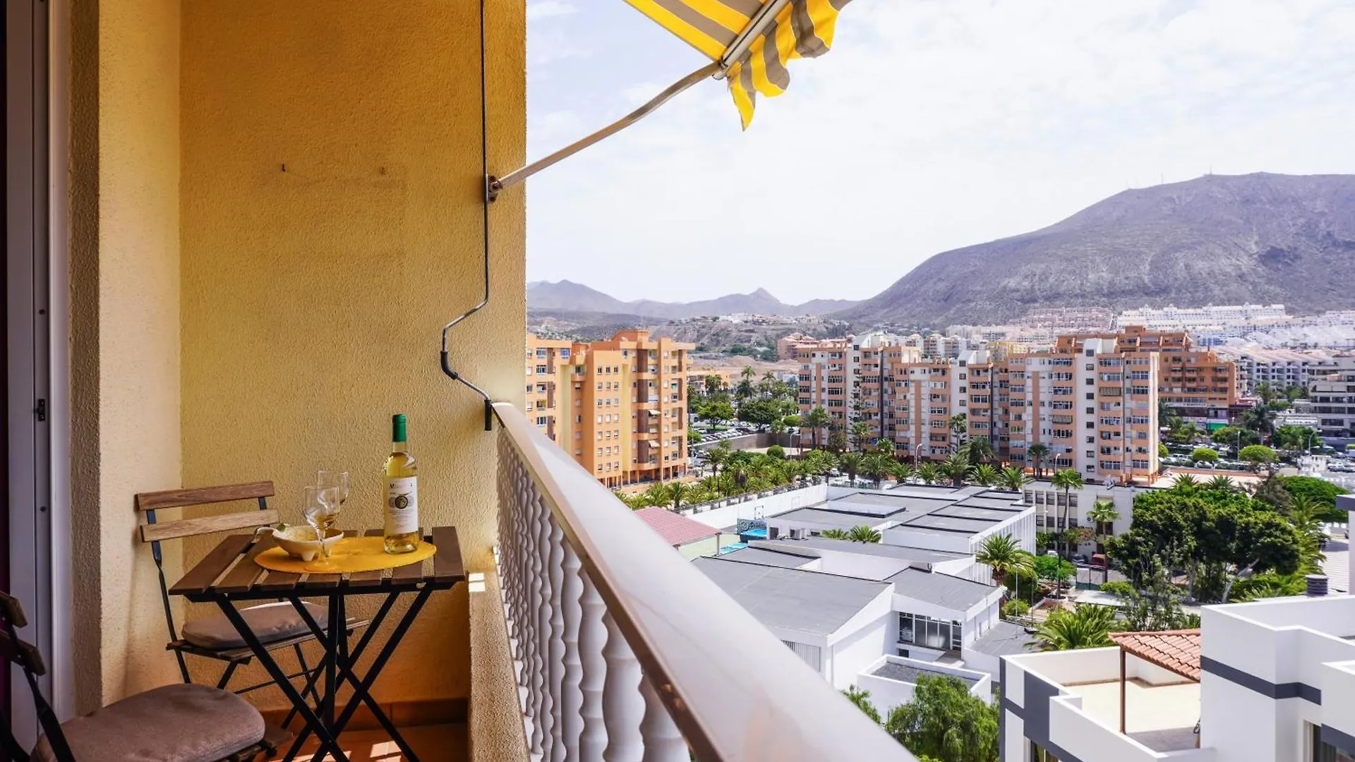 Comfy Home In Los Cristianos Appartement